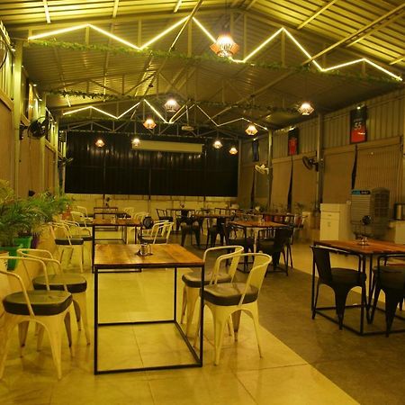 Hotel Maruthi Inn Nirmal  Esterno foto