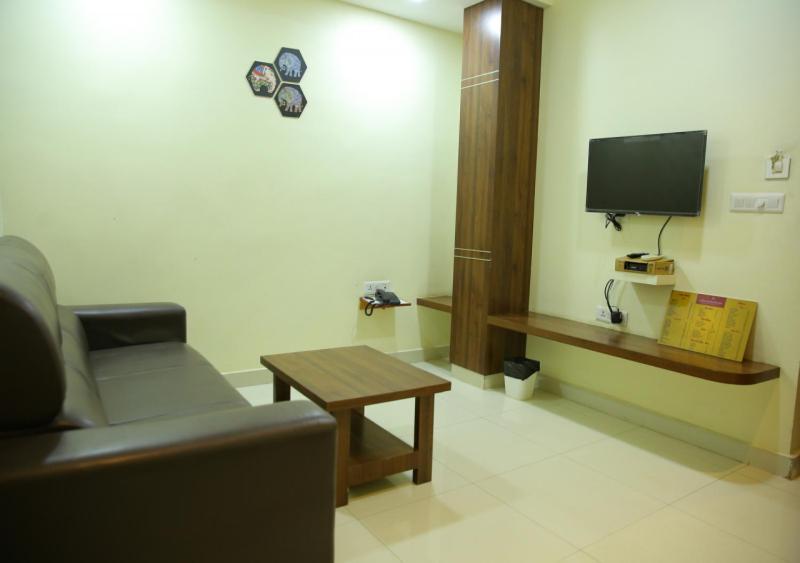 Hotel Maruthi Inn Nirmal  Esterno foto