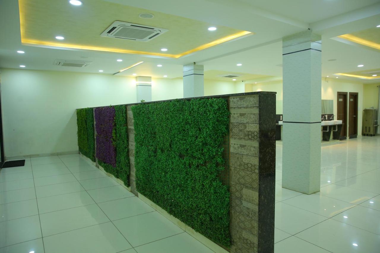 Hotel Maruthi Inn Nirmal  Esterno foto