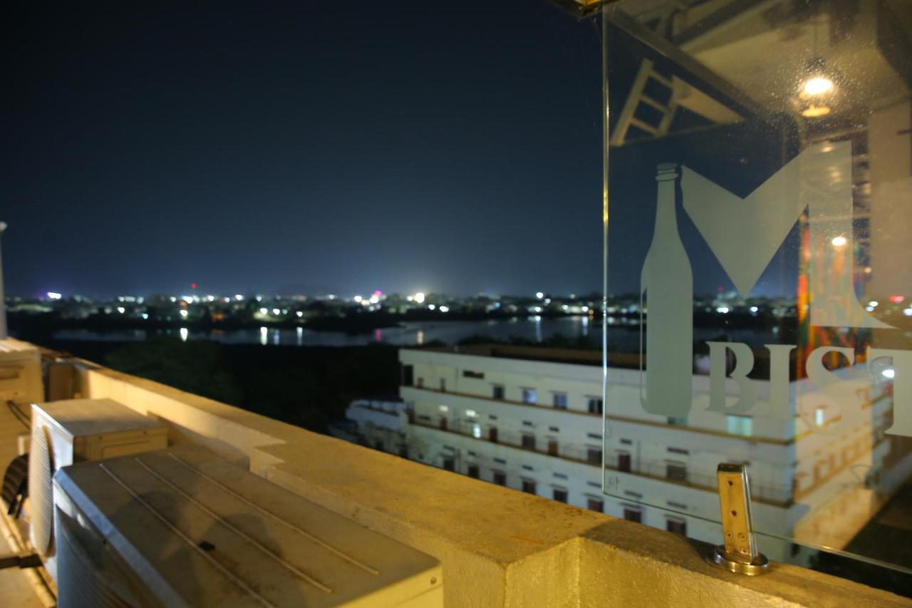 Hotel Maruthi Inn Nirmal  Esterno foto