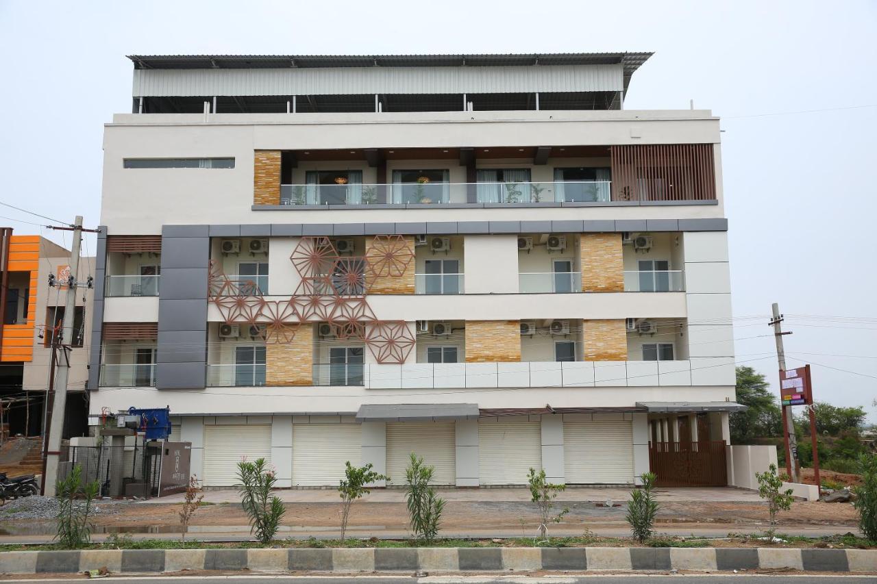 Hotel Maruthi Inn Nirmal  Esterno foto