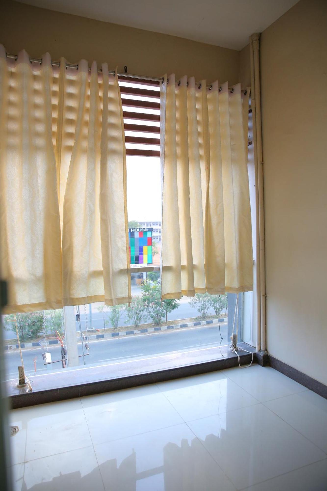 Hotel Maruthi Inn Nirmal  Esterno foto